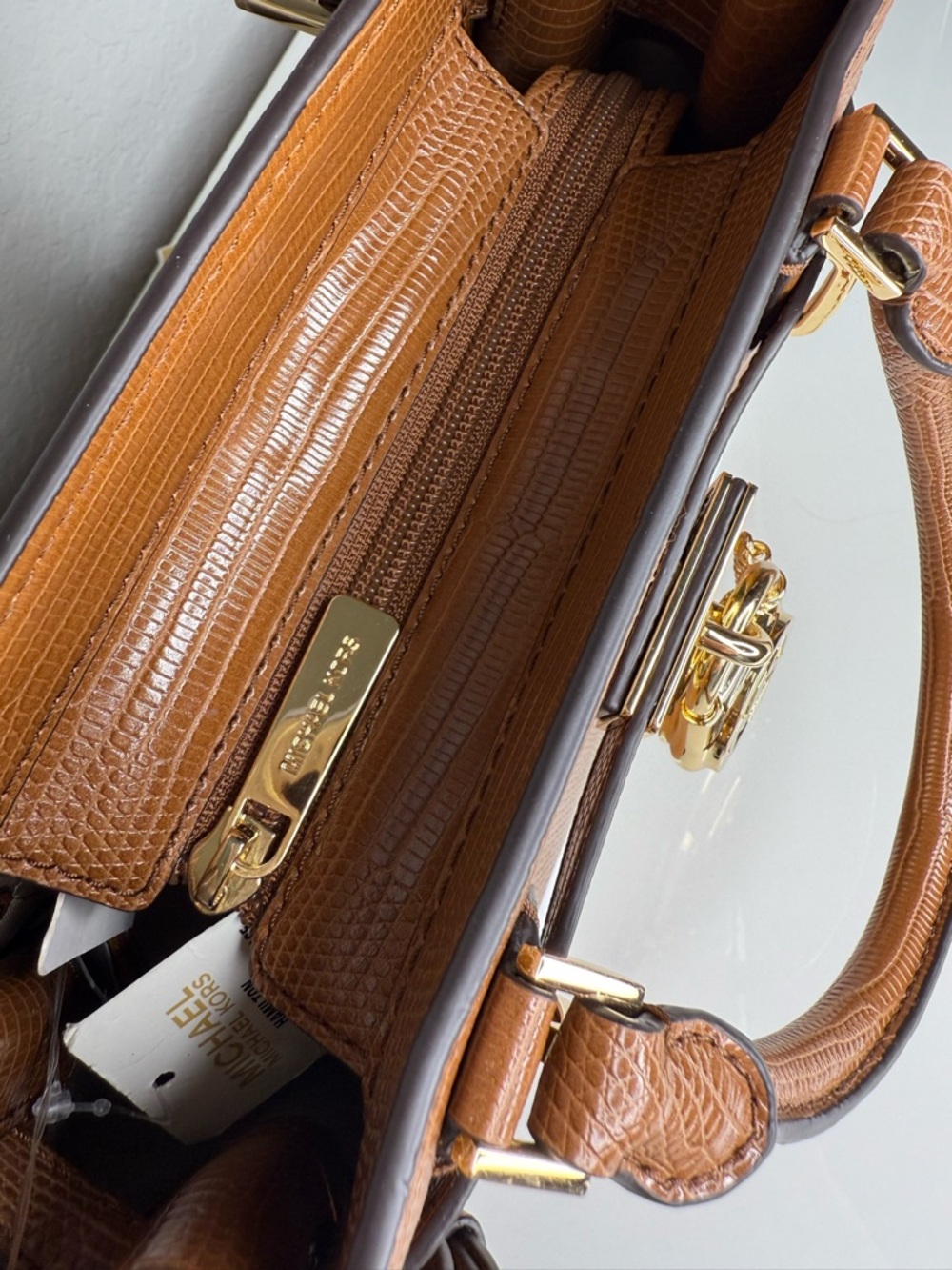 Michael Kors Small Hamilton Crocodile embossed leather Satchel Crossbody Luggage - Picture 7 of 10